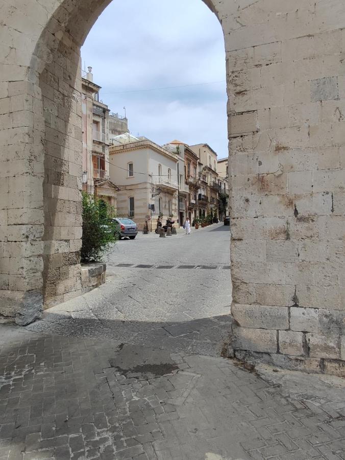הוילה סירקוזה Al Settimo Porta Marina מראה חיצוני תמונה